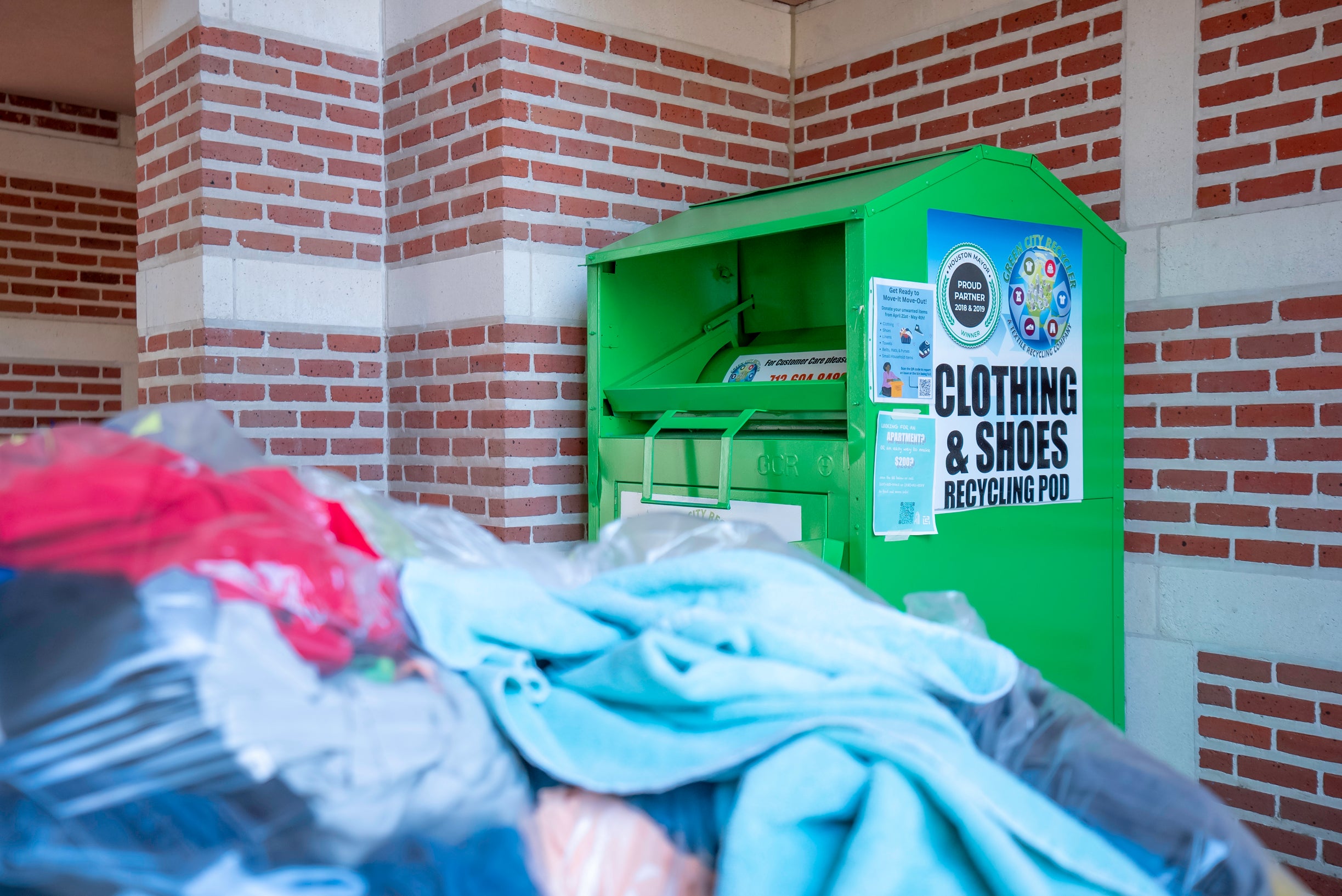 Green City Recycler Bin